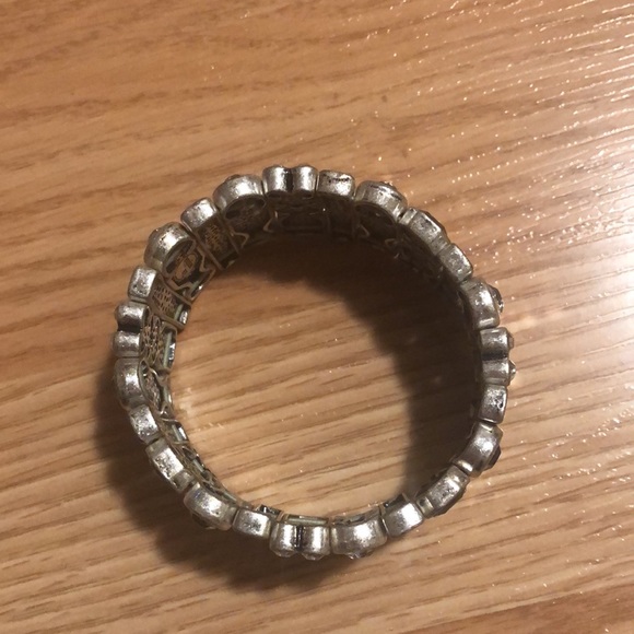 Lia Sophia Stretch Jewel Bracelet - Picture 2 of 3